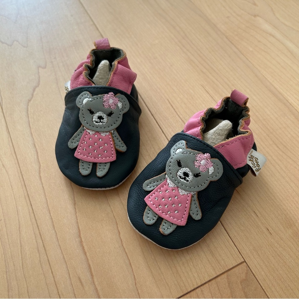 NEW Baby leather booties
